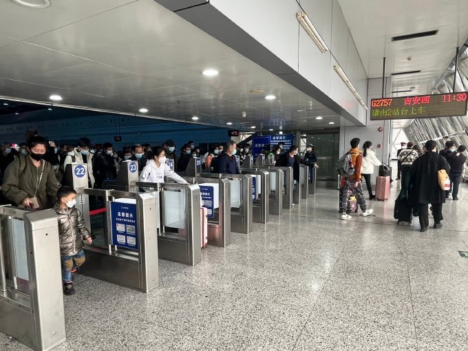 深圳蛇口口岸东莞东预约车接送