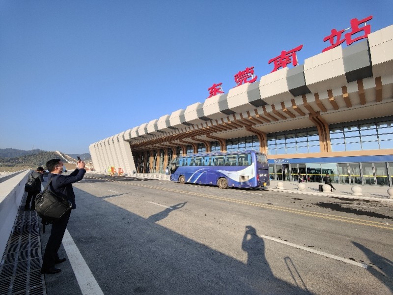 深圳蛇口口岸深圳站包车接送